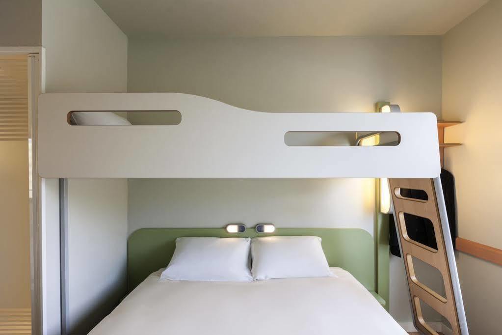 Ibis Budget Bordeaux Centre Bastide Bagian luar foto